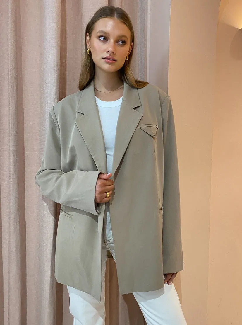 Blanca Samantha Blazer in Beige